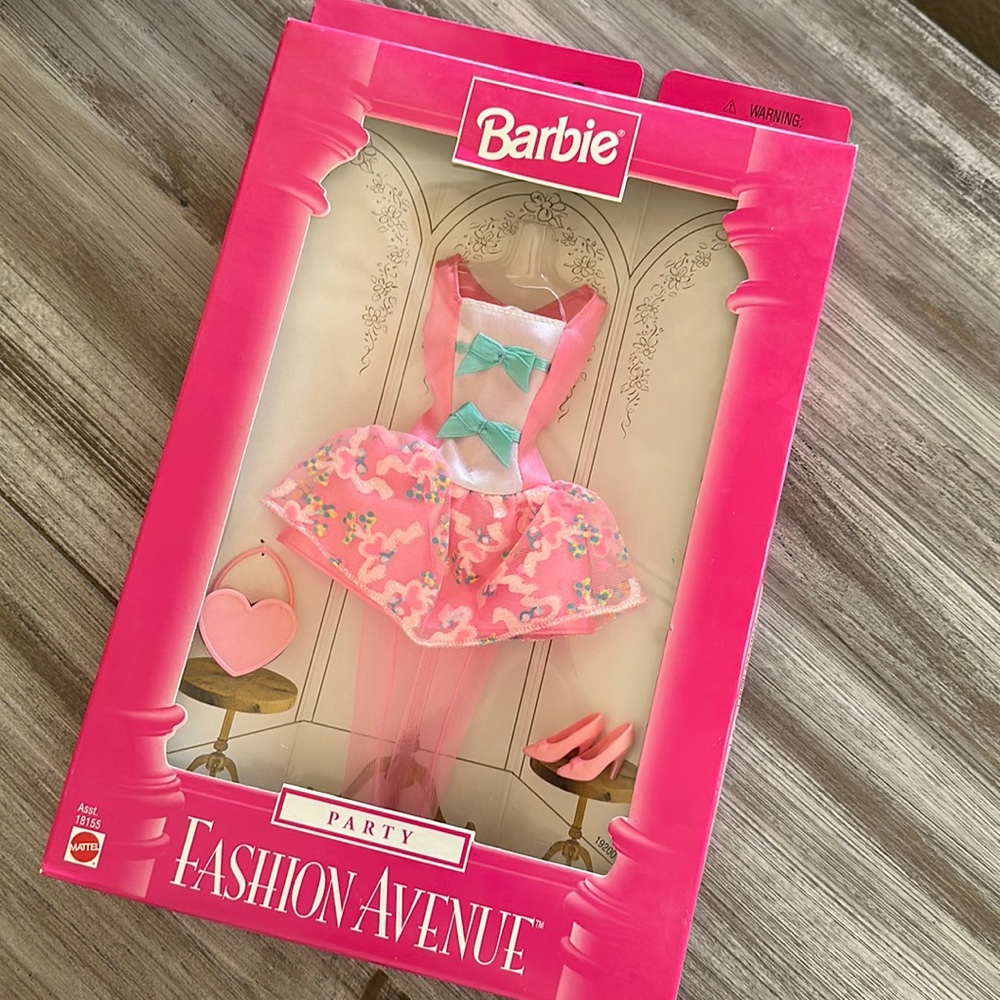Barbie Fashion Avenue Party Outfit